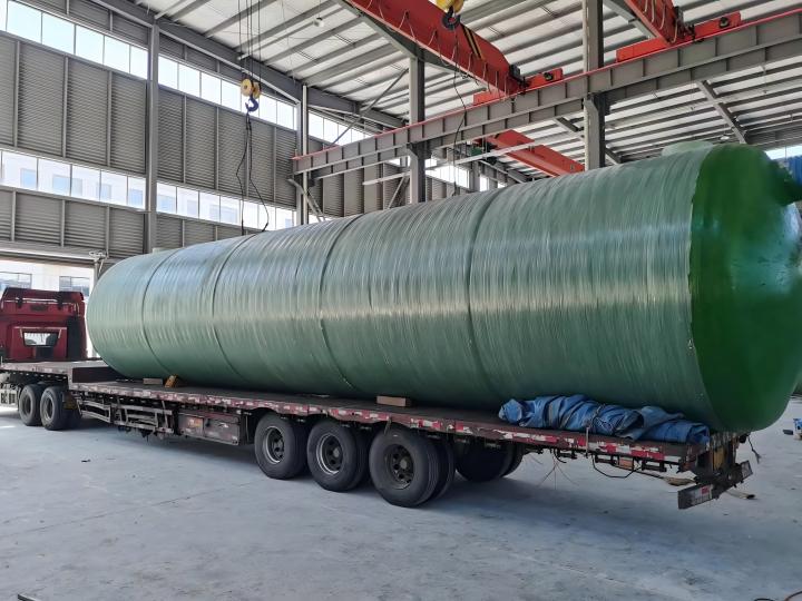 大型地埋式玻璃鋼化糞池